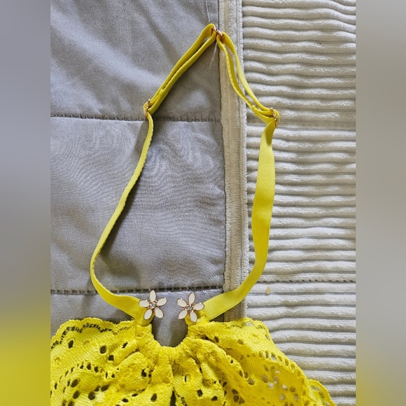 Savage X Fenty Yellow Lace Bralette Size Small NWT - Picture 4 of 10